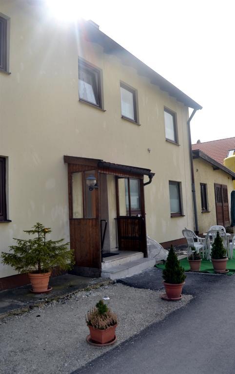Gastehaus Sebastian Guest House Erding Exterior photo