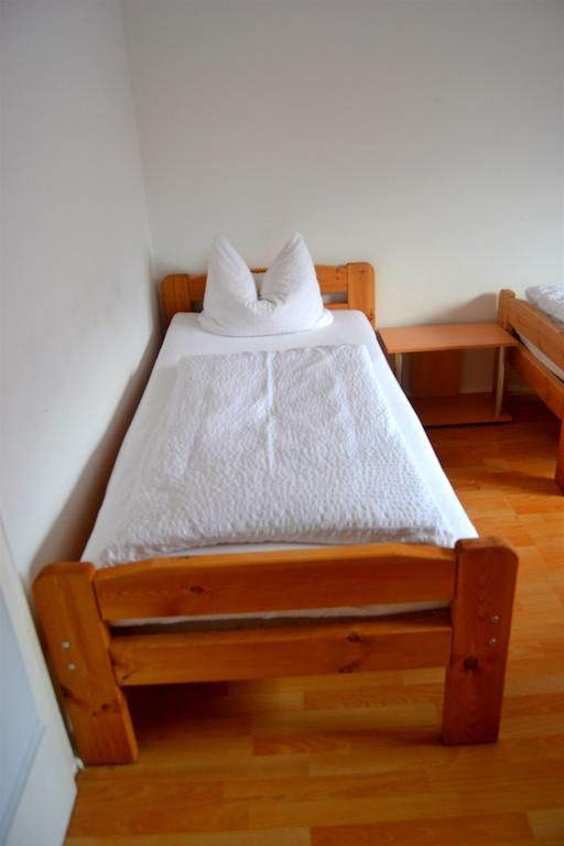 Gastehaus Sebastian Guest House Erding Exterior photo